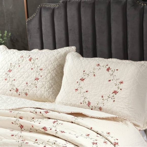 2-pc Floral Embroidered Pillow Shams Queen 100% Cotton Quilted (Cream,20"X28") - Picture 3 of 10